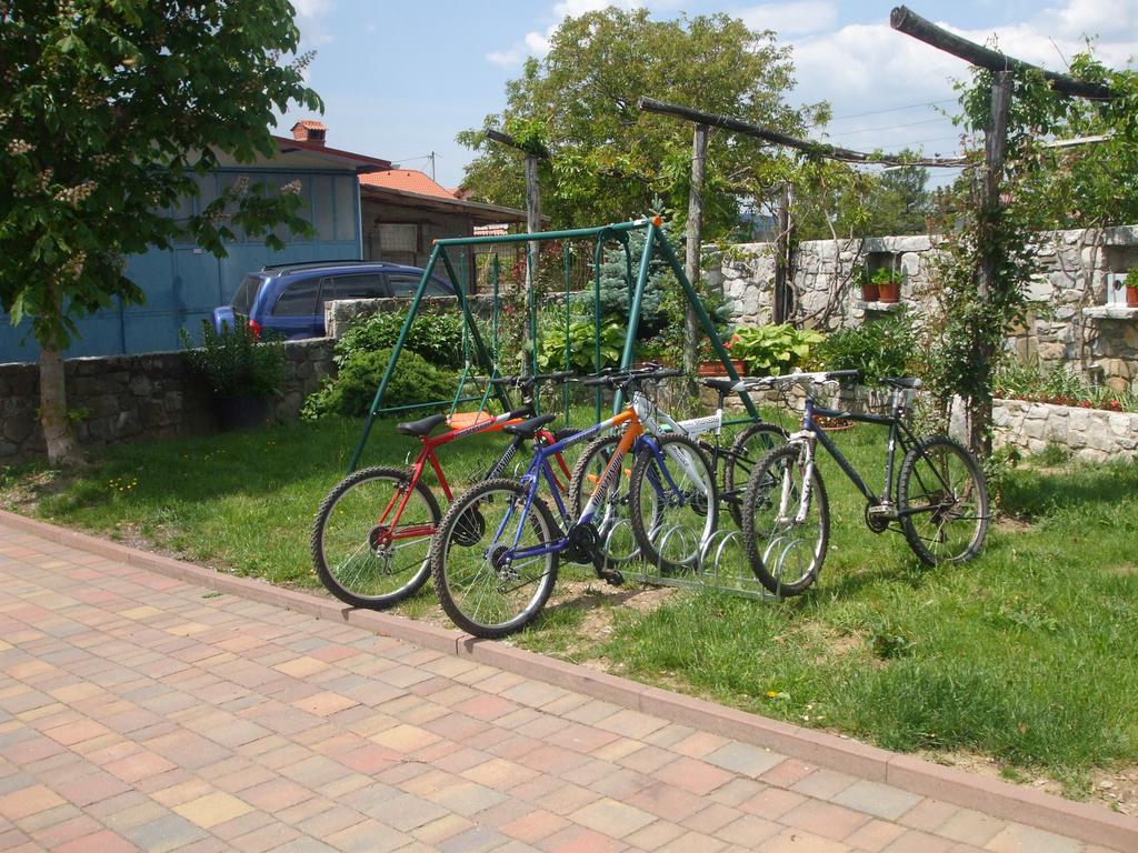 Bed and Breakfast Osterija Na Planinci Divača Exterior foto